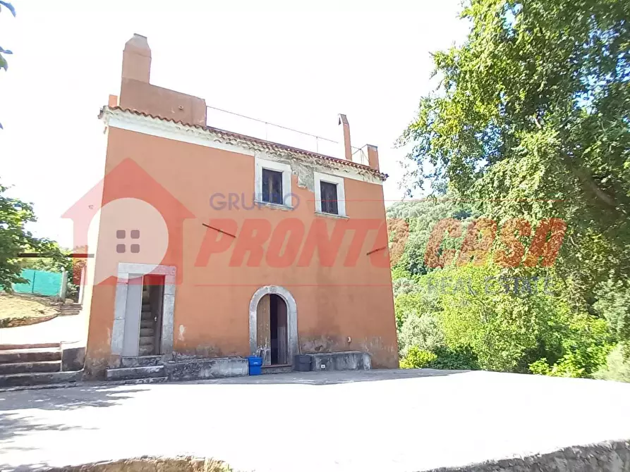 casa indipendente in vendita a Vico del Gargano
