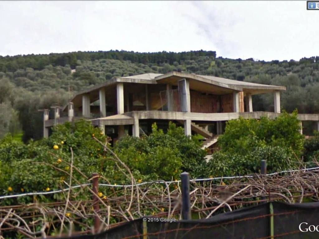 intera palazzina in vendita a Vico del Gargano