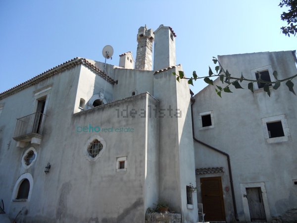 casa indipendente in vendita a Vico del Gargano