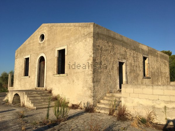 casa indipendente in vendita a Vico del Gargano