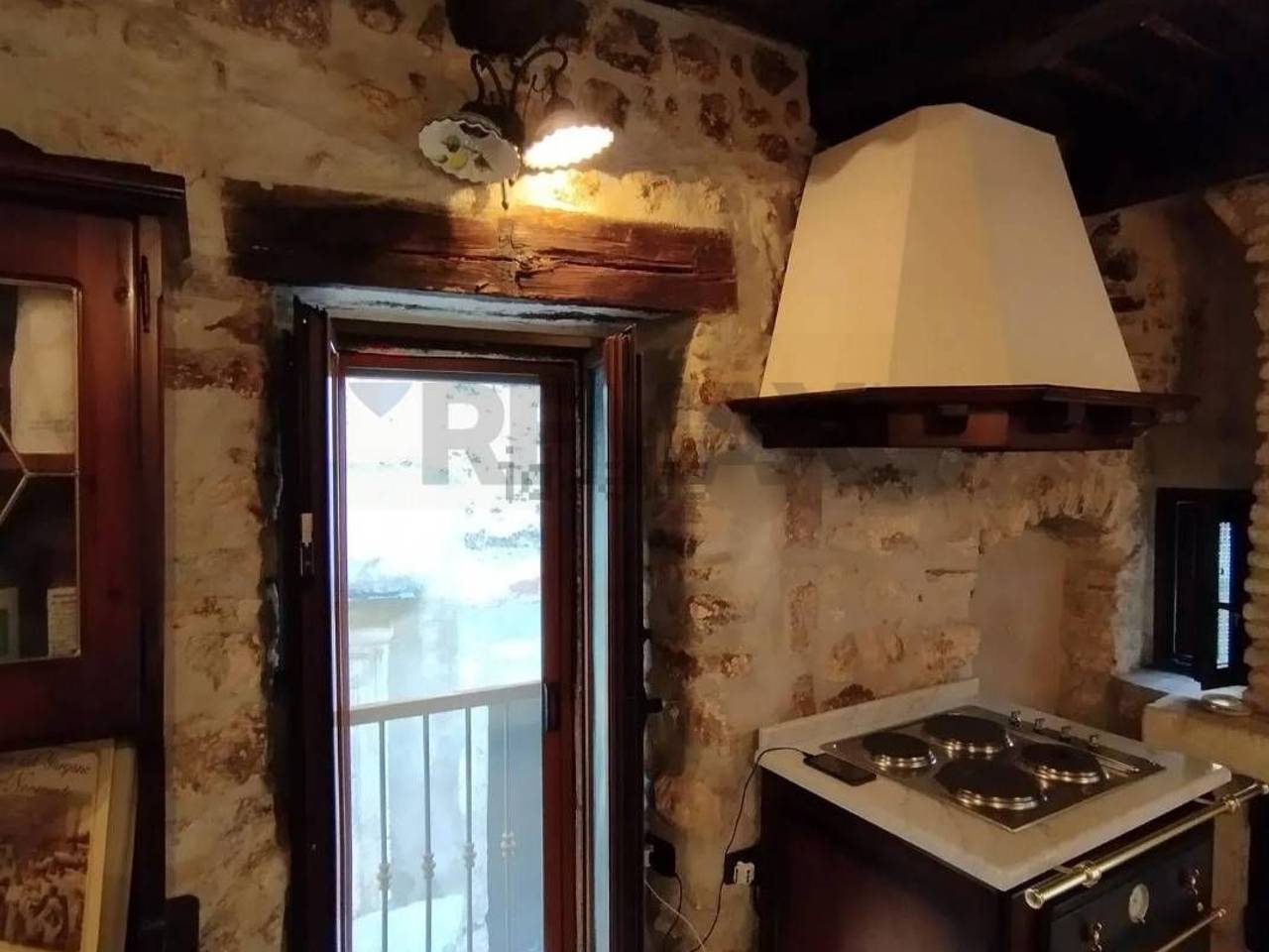 casa indipendente in vendita a Vico del Gargano