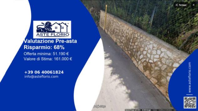 casa indipendente in vendita a Vico del Gargano