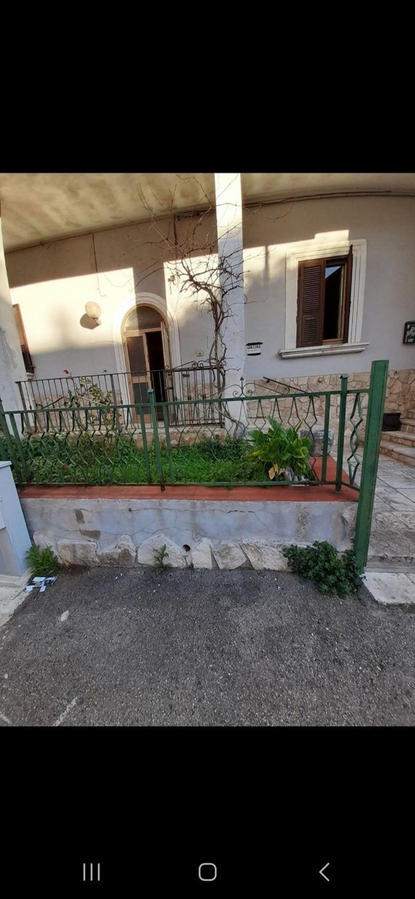 casa semindipendente in vendita a Vico del Gargano