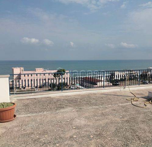 appartamento in vendita a Vico del Gargano in zona San Menaio