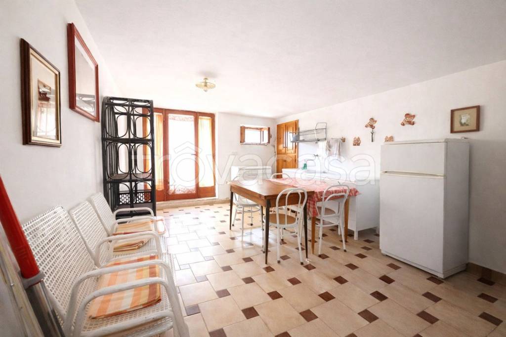 appartamento in vendita a Vico del Gargano in zona San Menaio