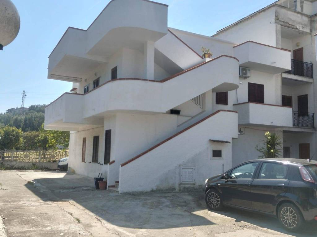 appartamento in vendita a Vico del Gargano in zona San Menaio