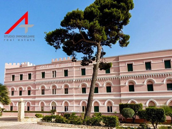 intera palazzina in vendita a Vico del Gargano in zona San Menaio