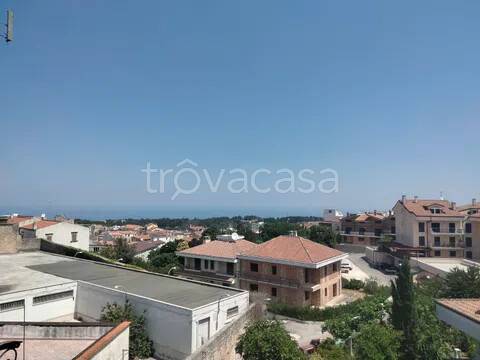 appartamento in vendita a Vico del Gargano