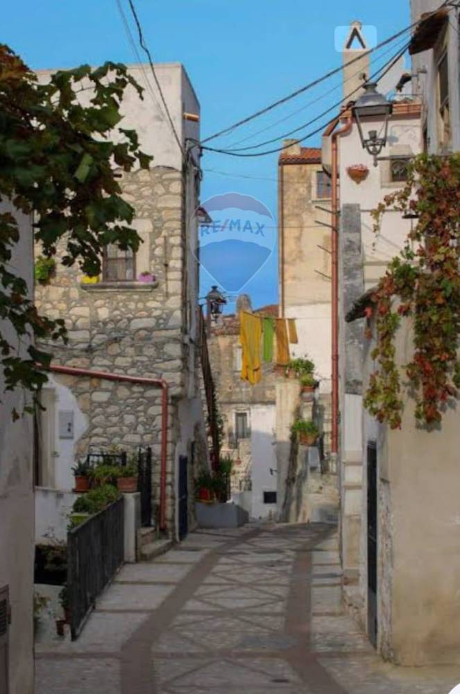 casa indipendente in vendita a Vico del Gargano