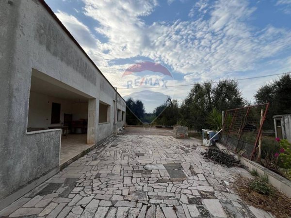casa indipendente in vendita a Vieste