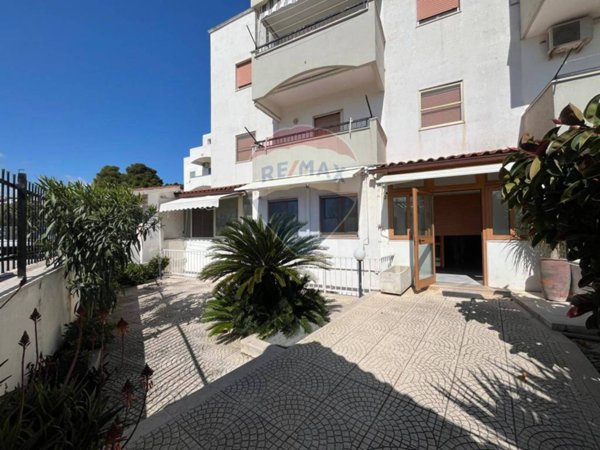 appartamento in vendita a Vieste