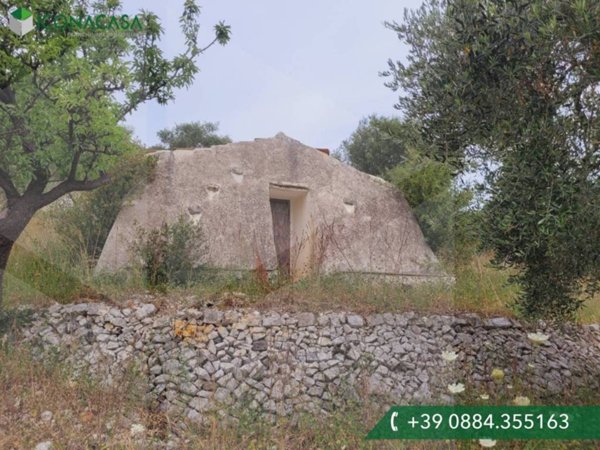 casa indipendente in vendita a Vieste