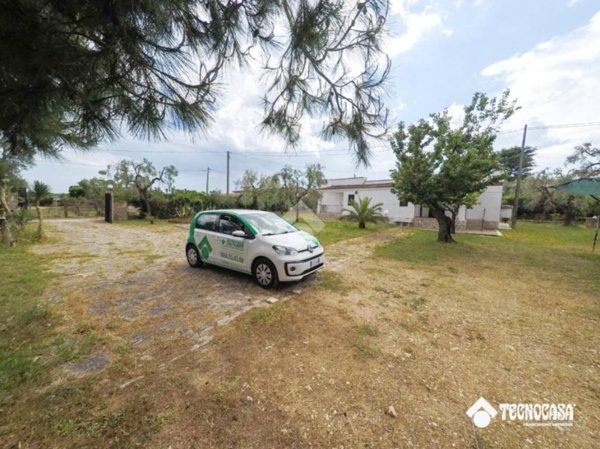 casa indipendente in vendita a Vieste