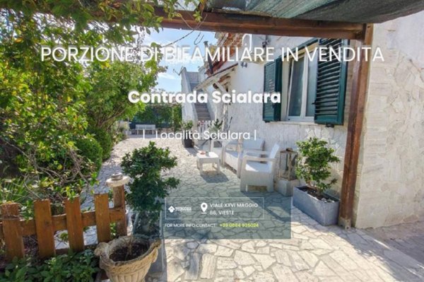 casa indipendente in vendita a Vieste