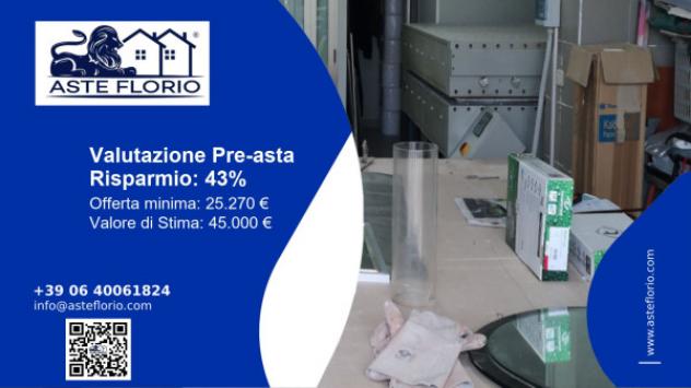 locale commerciale in vendita a Vieste