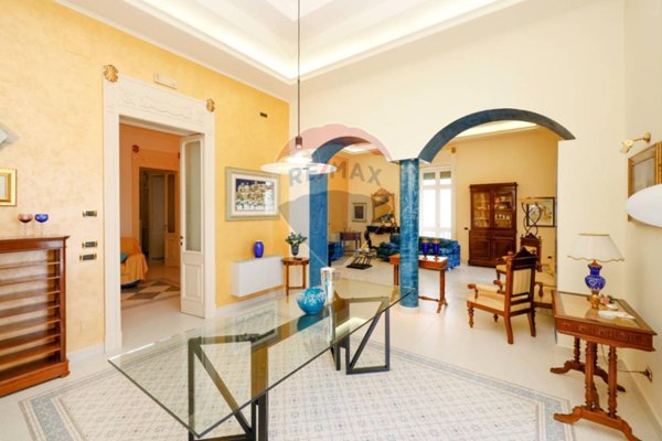 casa indipendente in vendita a Vieste