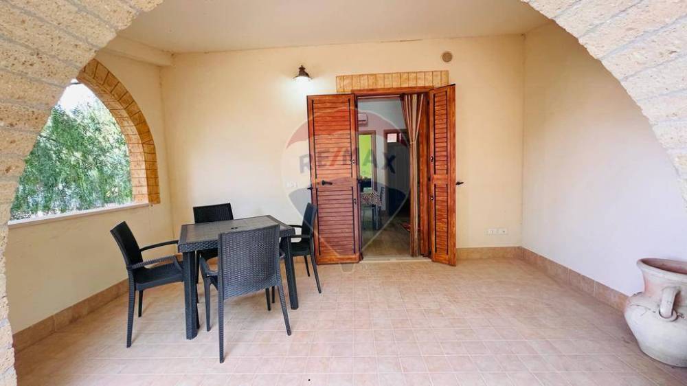 casa indipendente in vendita a Vieste