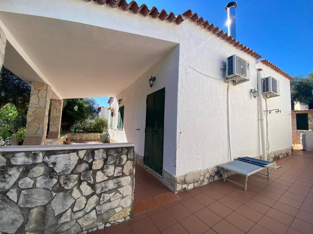 appartamento in vendita a Vieste in zona Pugnochiuso