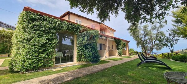 appartamento in vendita a Vieste