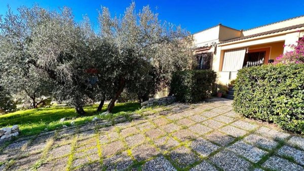 casa indipendente in vendita a Vieste