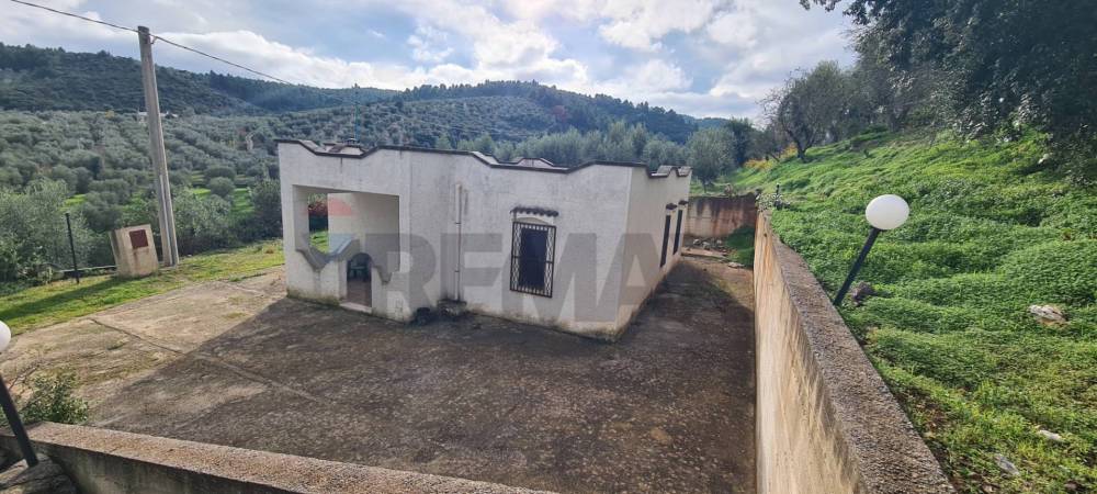 casa indipendente in vendita a Vieste