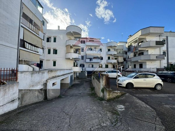 locale di sgombero in vendita a Vieste