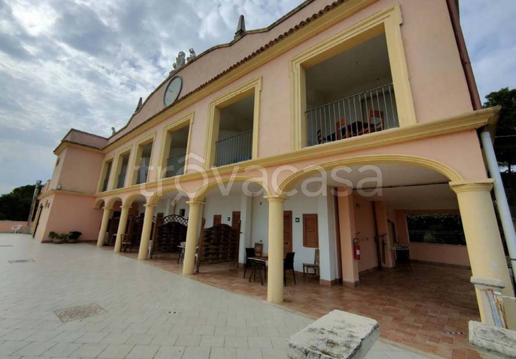 negozio in vendita a Vieste