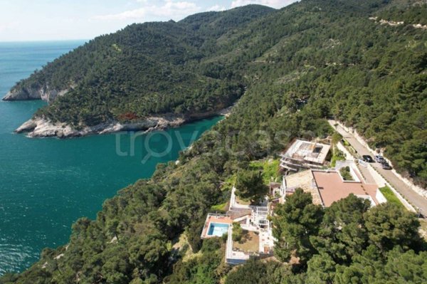 appartamento in vendita a Vieste in zona Pugnochiuso