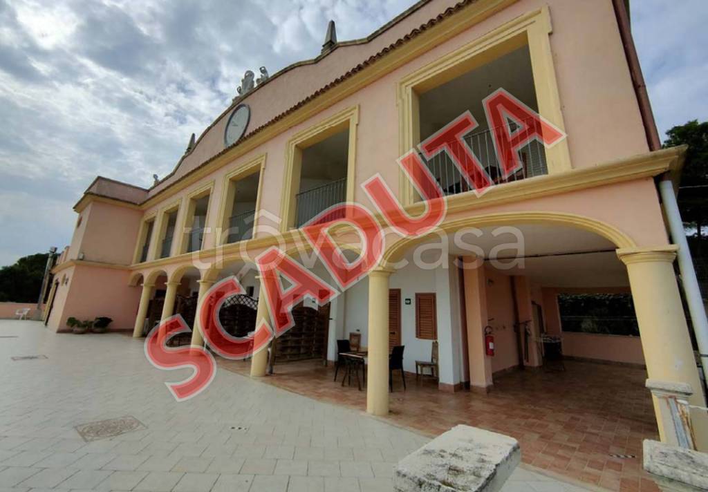 negozio in vendita a Vieste