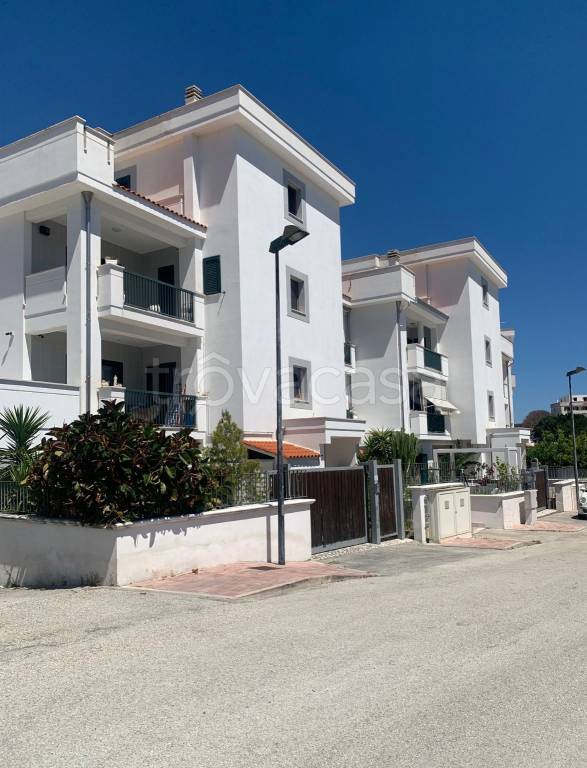 appartamento in vendita a Vieste