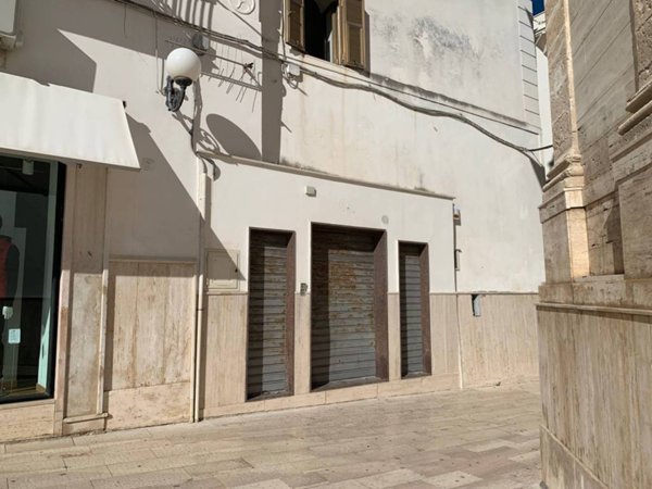 negozio in vendita a Vieste
