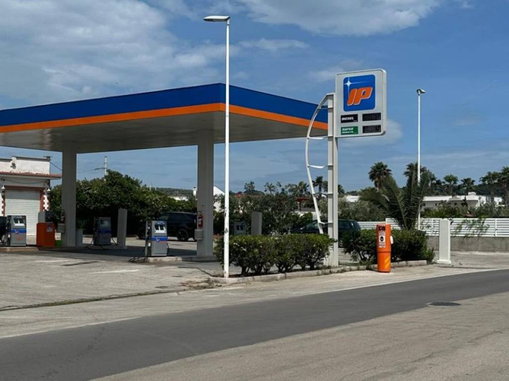 negozio in vendita a Vieste