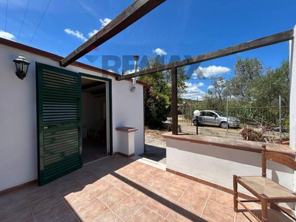 casa indipendente in vendita a Vieste
