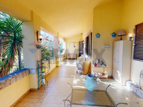 casa indipendente in vendita a Vieste