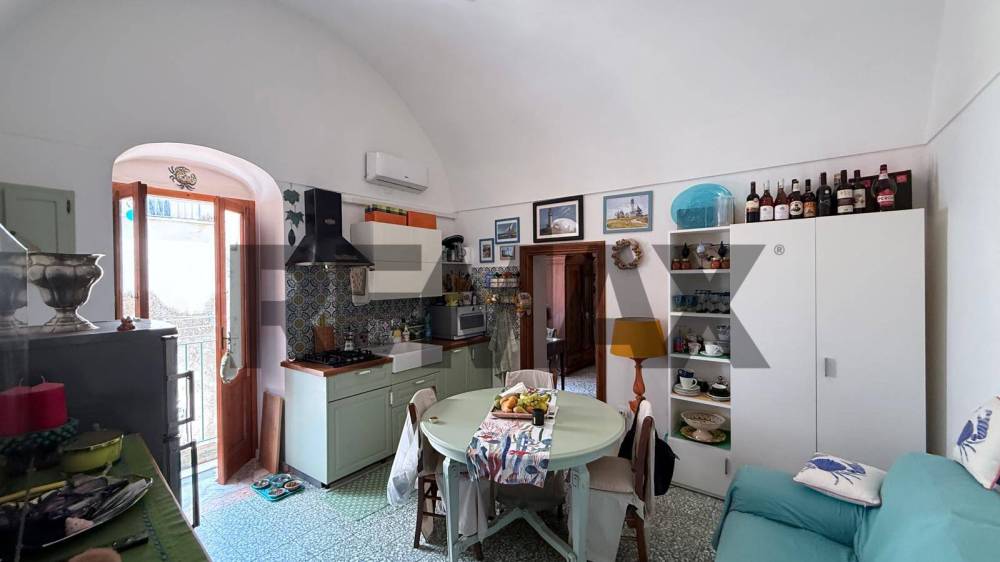 casa indipendente in vendita a Vieste