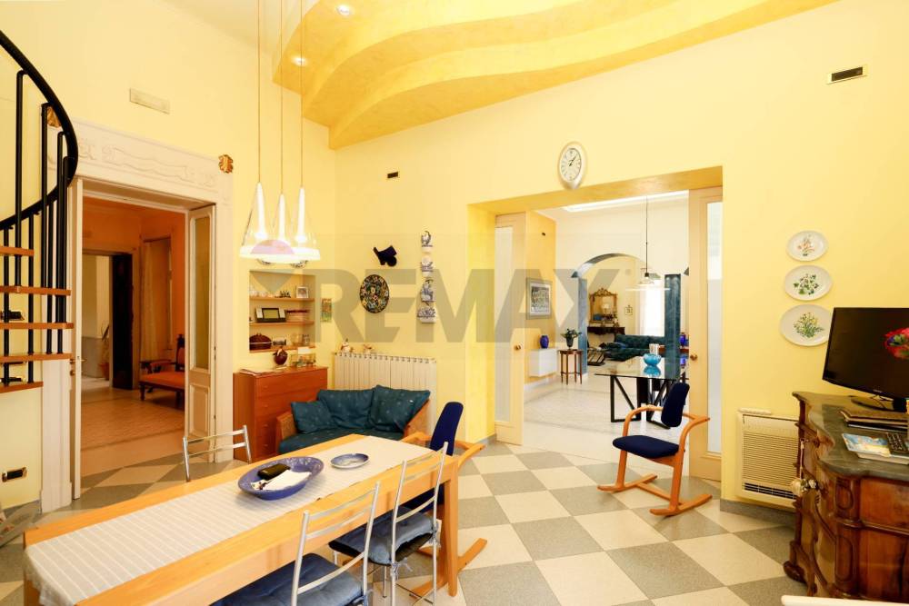casa indipendente in vendita a Vieste