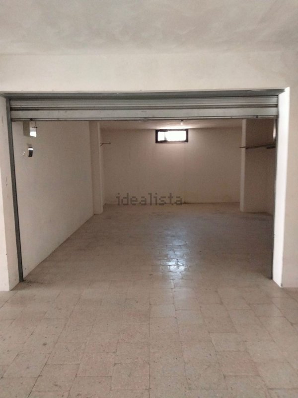 box auto in vendita a Vieste