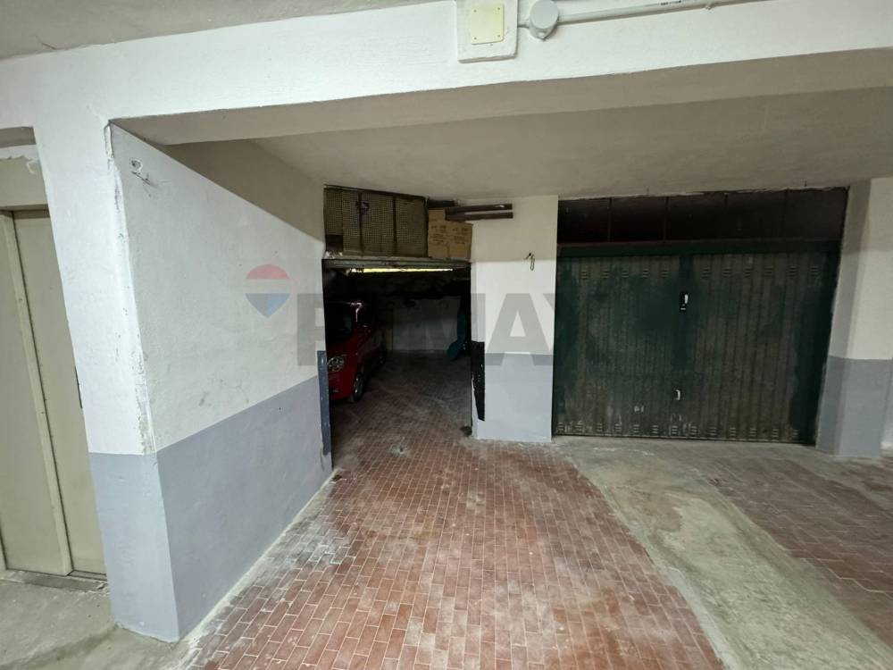 box auto in vendita a Vieste