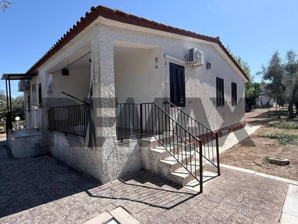 casa indipendente in vendita a Vieste