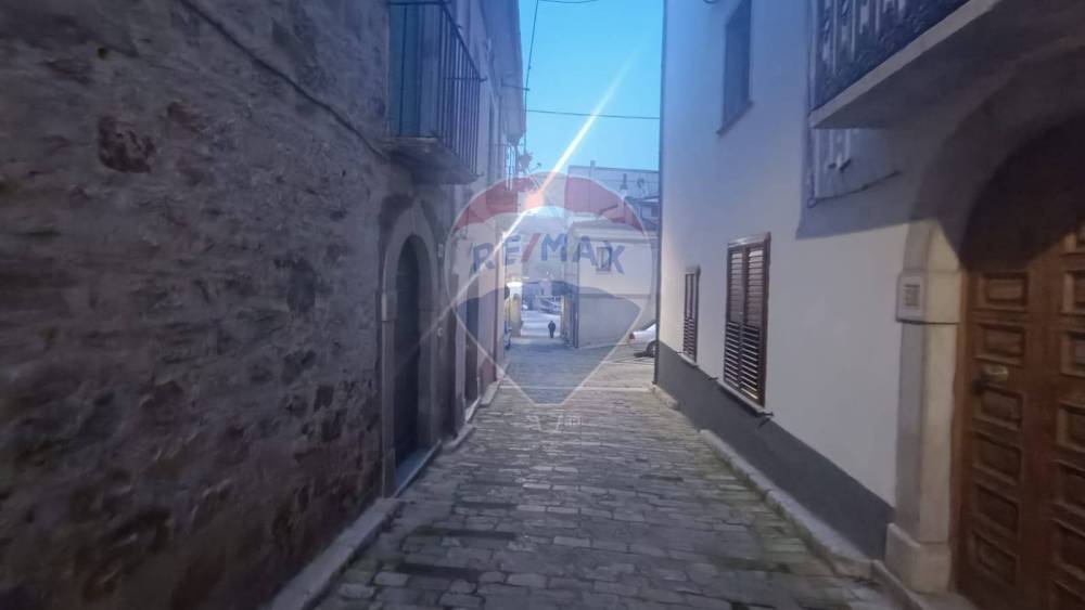 casa indipendente in vendita a Volturara Appula