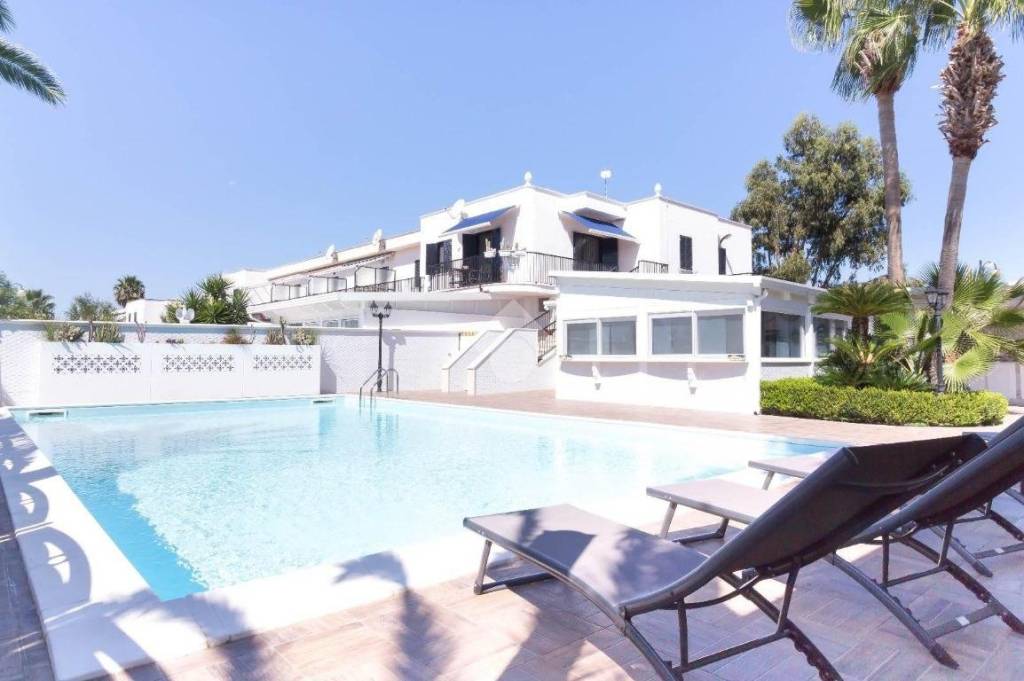 casa indipendente in vendita a Zapponeta