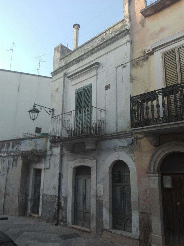 casa indipendente in vendita ad Acquaviva delle Fonti