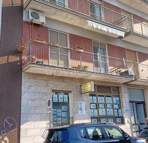 appartamento in vendita ad Acquaviva delle Fonti