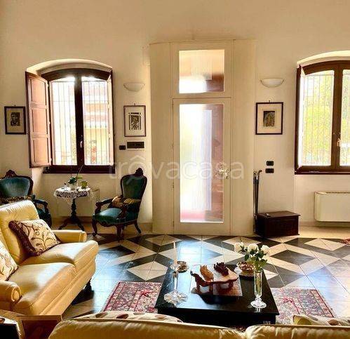 casa indipendente in vendita ad Acquaviva delle Fonti