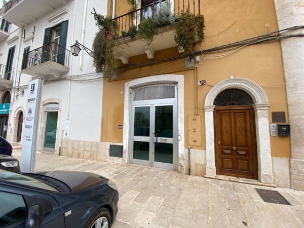 negozio in vendita ad Acquaviva delle Fonti