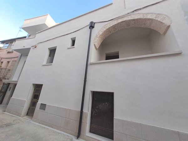 appartamento in vendita ad Acquaviva delle Fonti
