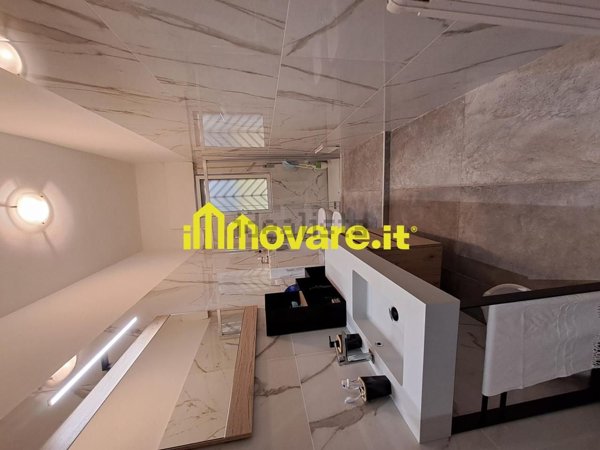 appartamento in vendita ad Acquaviva delle Fonti