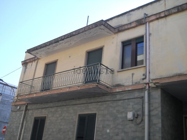 appartamento in vendita ad Acquaviva delle Fonti