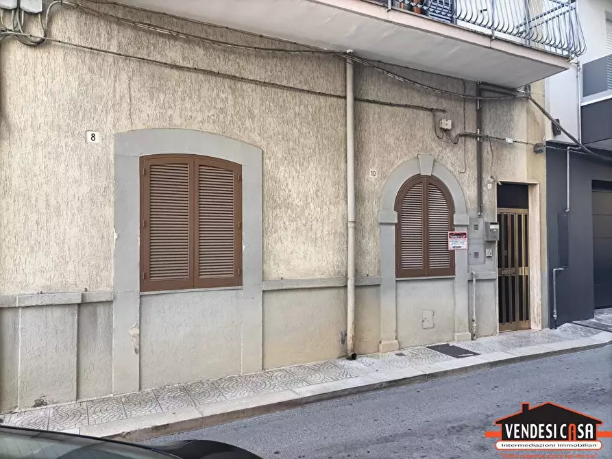 appartamento in vendita ad Acquaviva delle Fonti