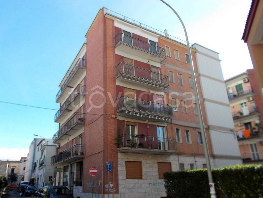 appartamento in vendita ad Acquaviva delle Fonti